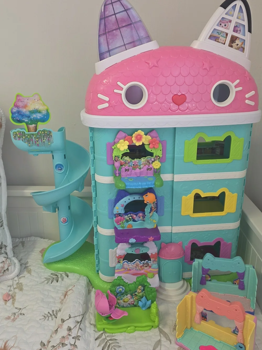 Gabby's Dollhouse: The Movie, Meow-Mazing Interactive Dollhouse
